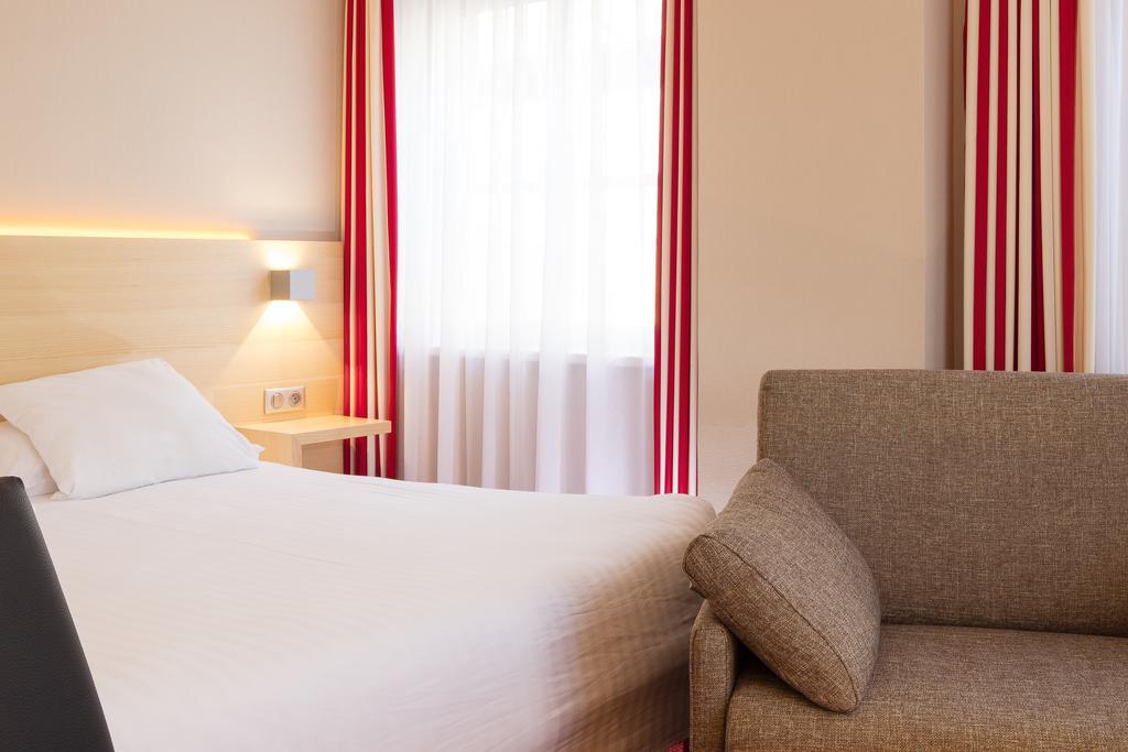 Auberge Sundgovienne Carspach ภายนอก รูปภาพ
